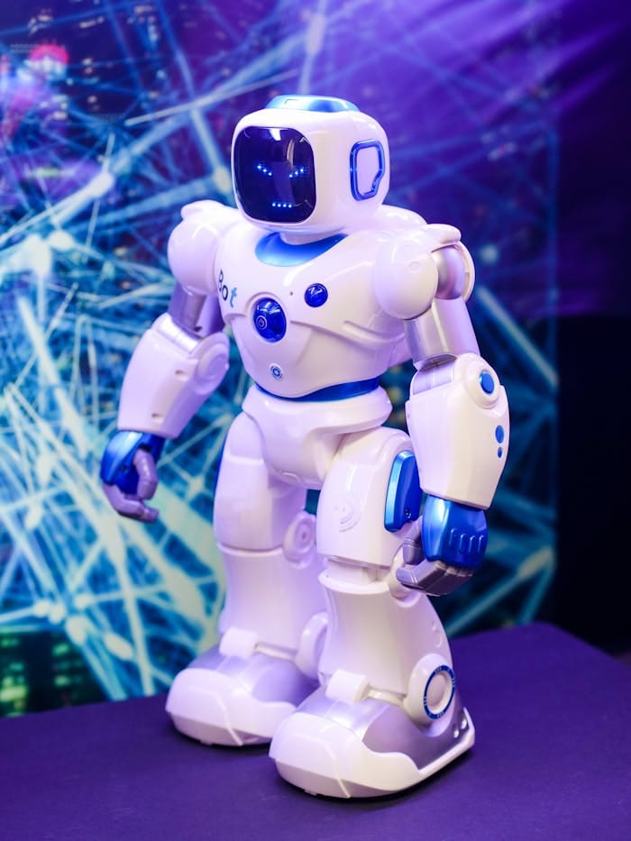 A futuristic humanoid robot showcasing modern technology and innovation.